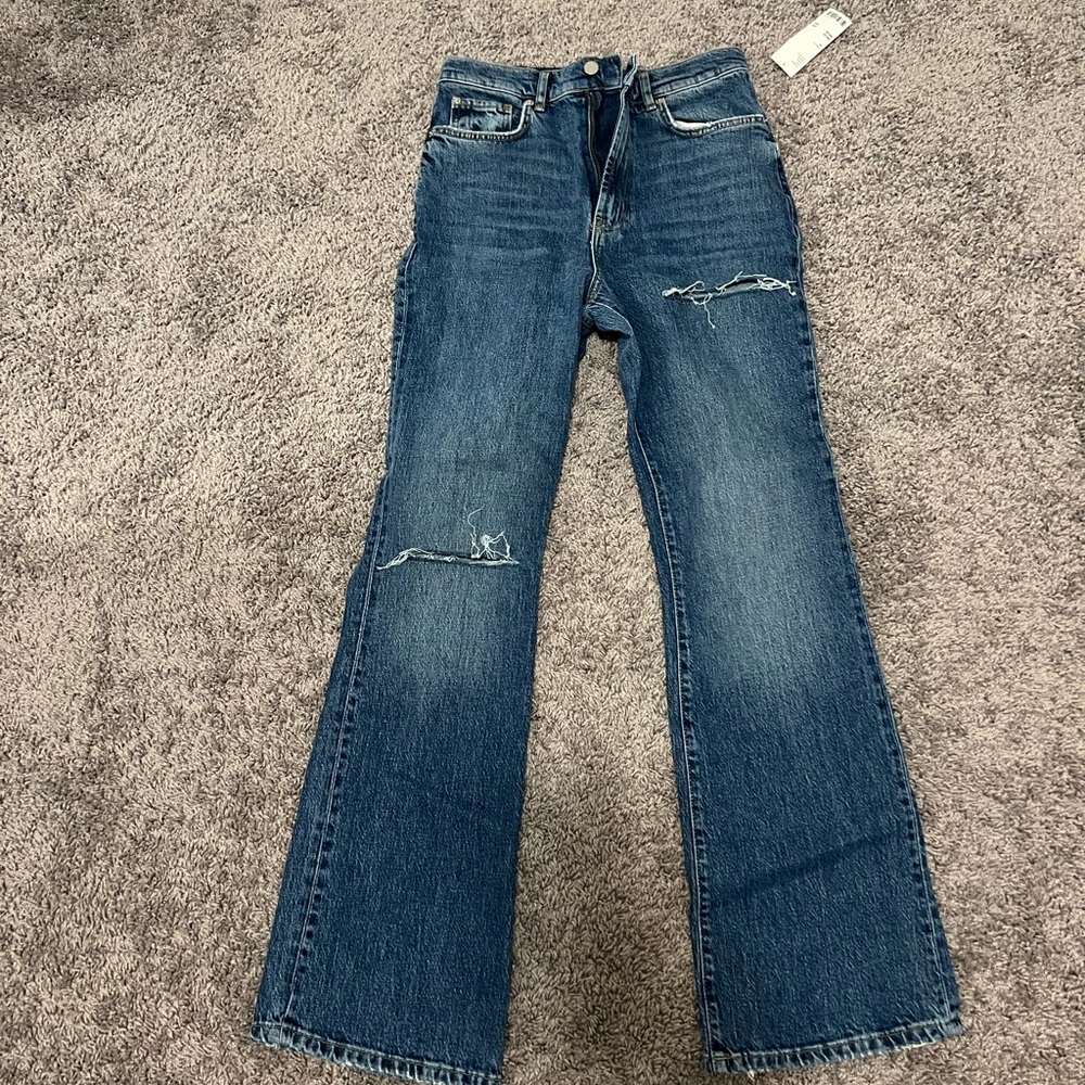 Urban Outfitters | high waisted flare jeans| 👖‼️